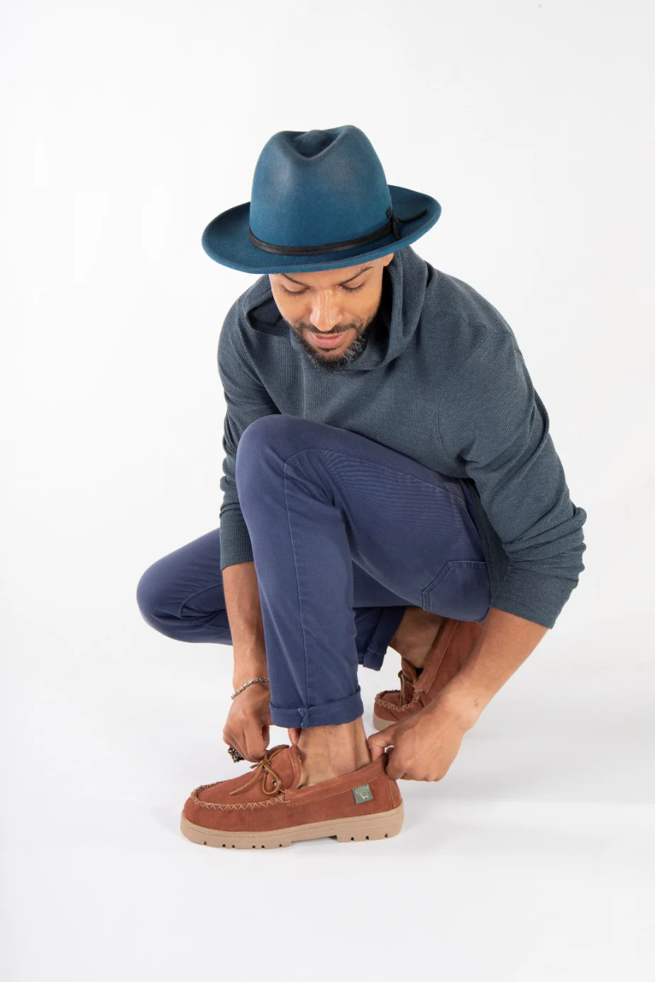 Men's Trekker Sheepskin Moccasins - Image 7